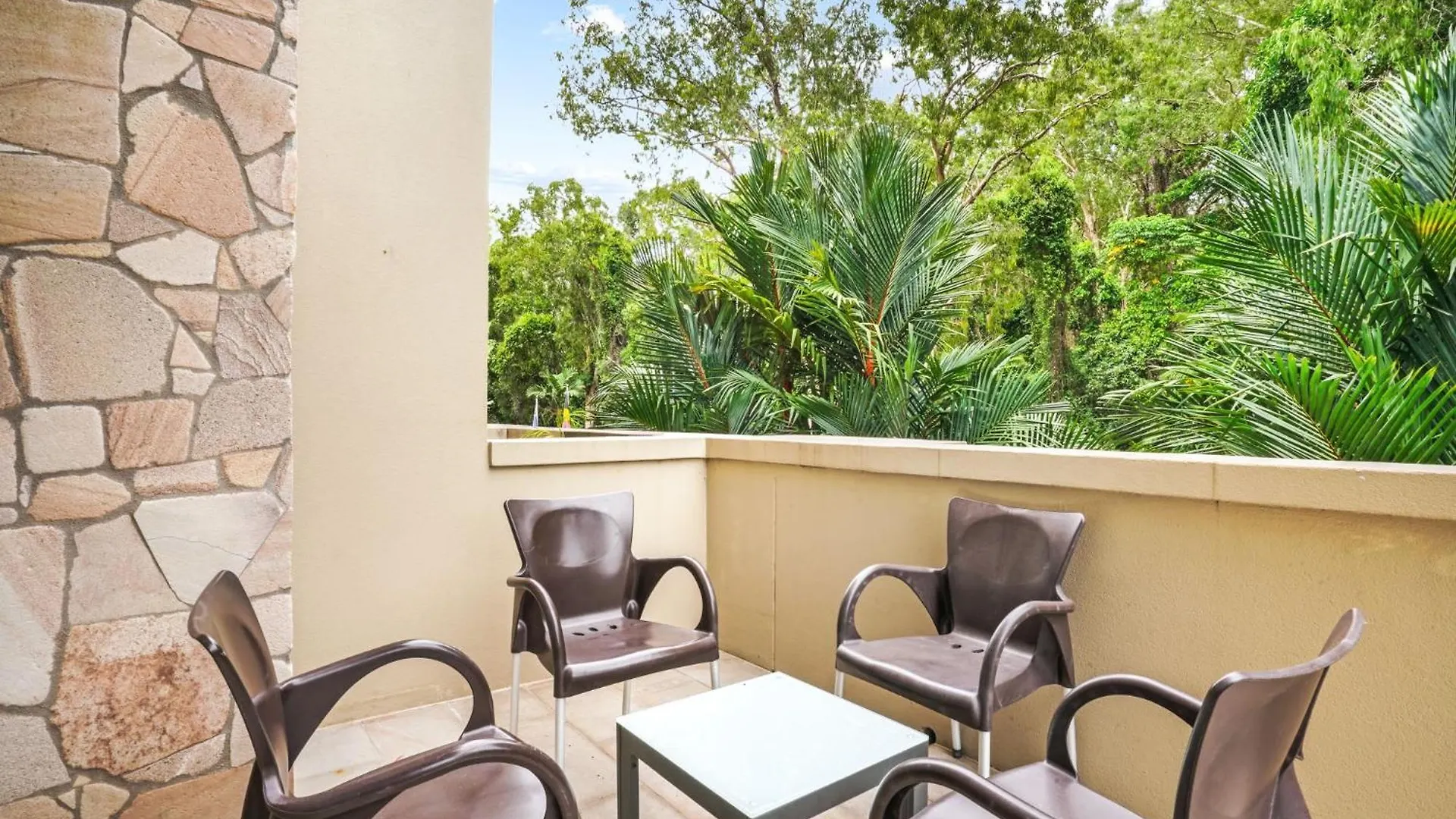 234 Temple Tranquility Triton Retreat Apartment Palm Cove
